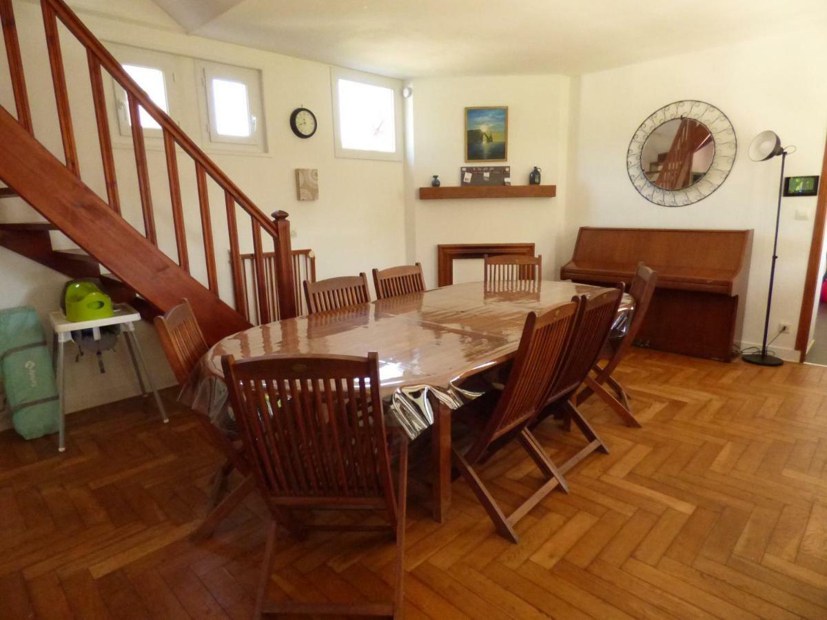 Gite Le Petit Chalet Avec Parking Gratuit เอเทรตาต์ ภายนอก รูปภาพ